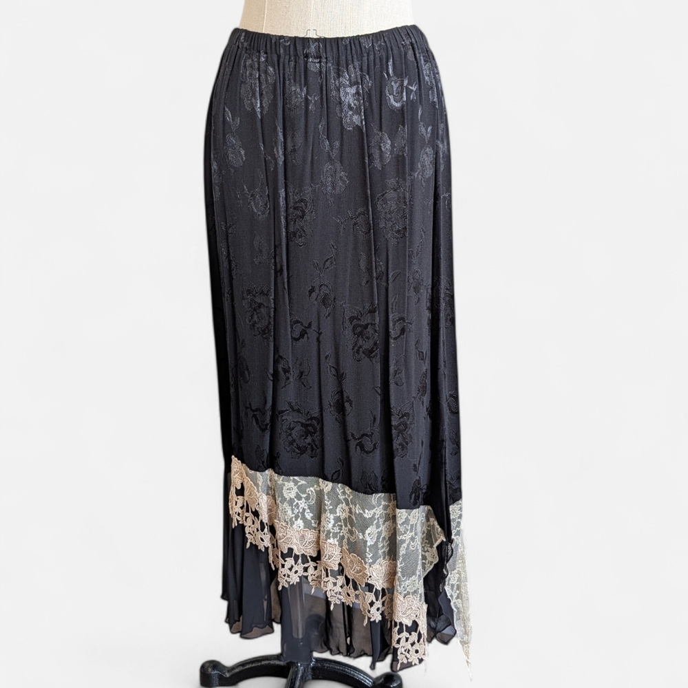Black Floral Jacquard Skirt w/ Lace Trim Hem Cottagecore Boho Romantic Witchy
